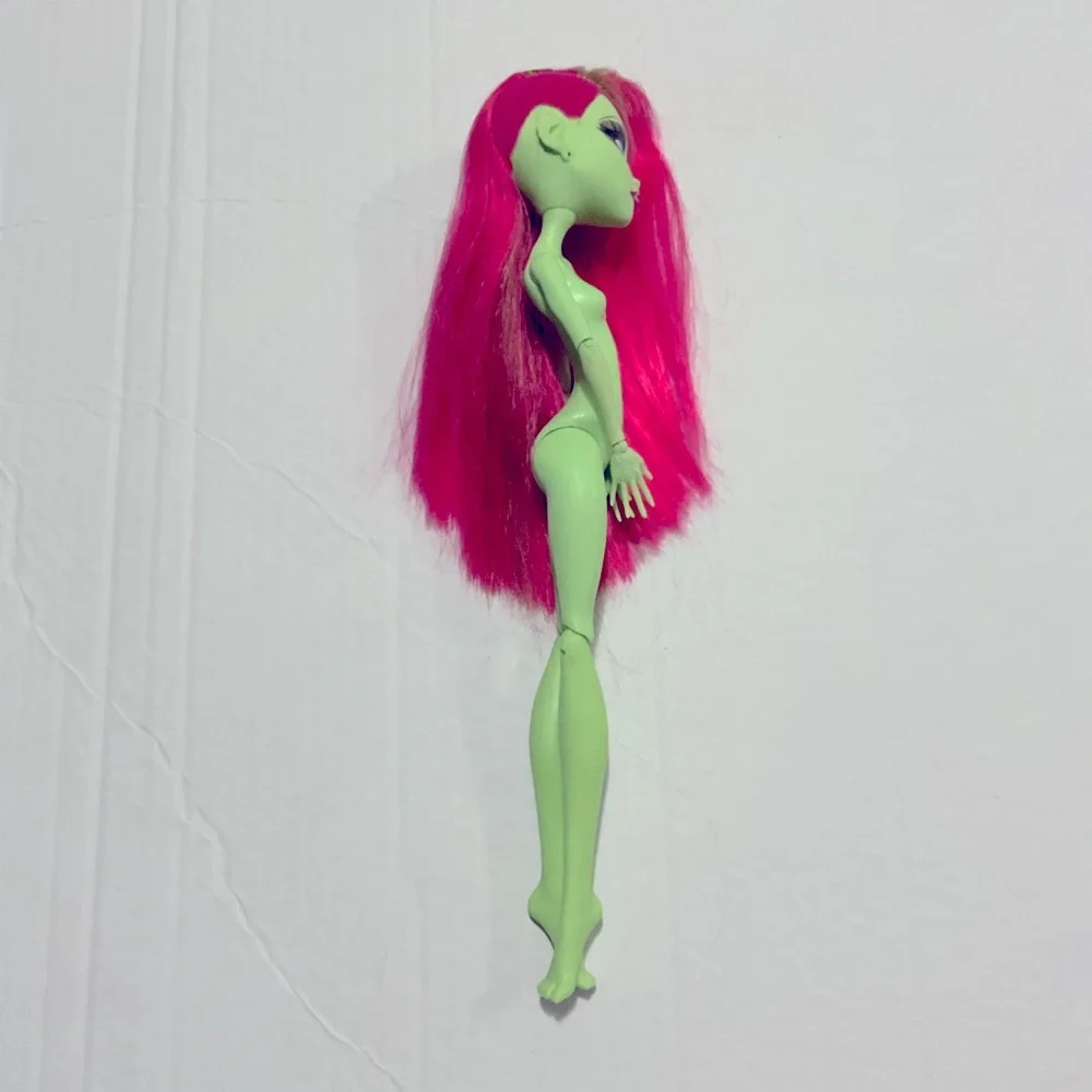 N/A monster high